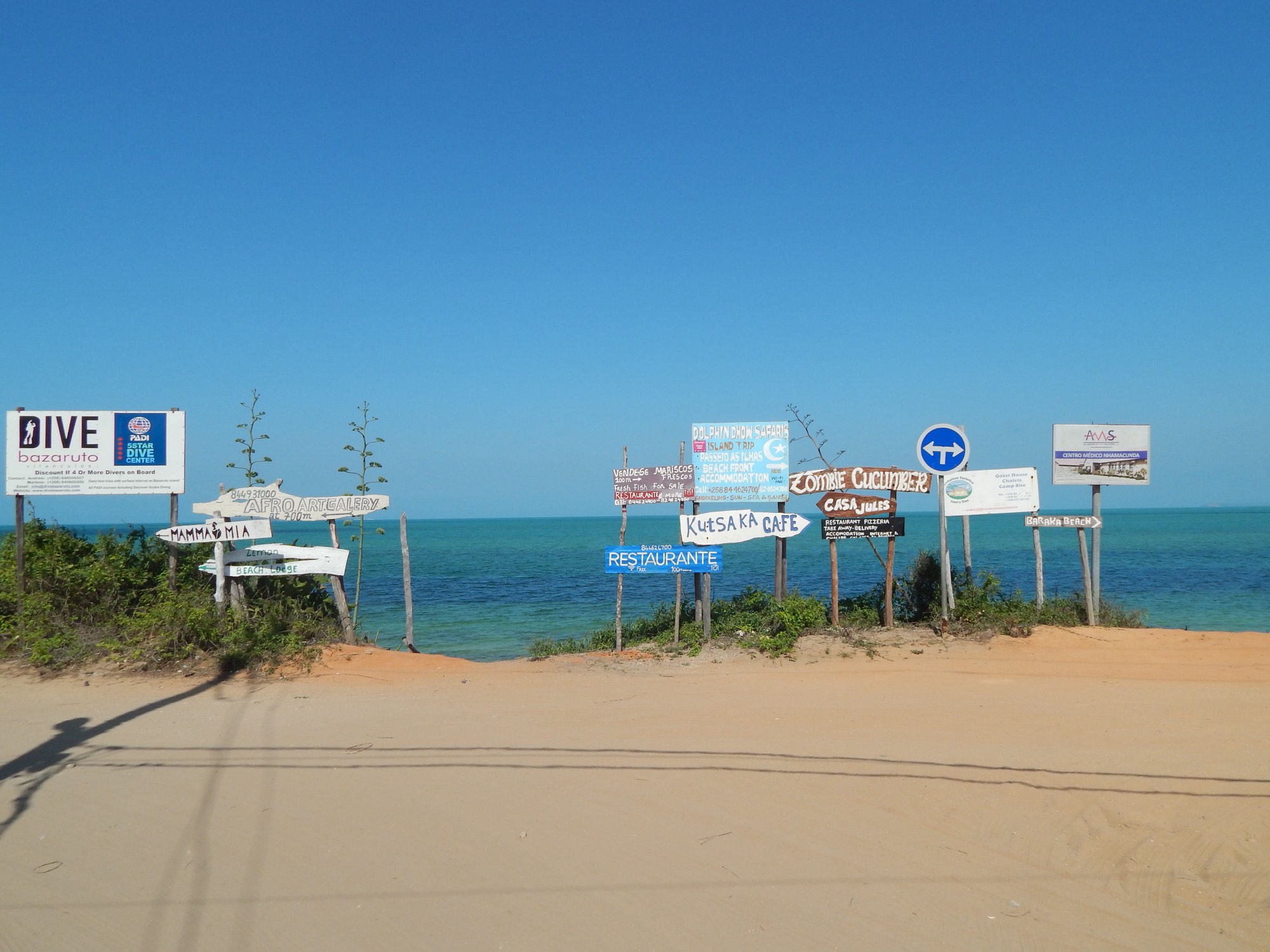 On the road through the Mozambique wilderness